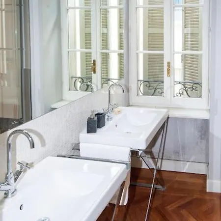 Charme And Relax In Downtown * פארמה